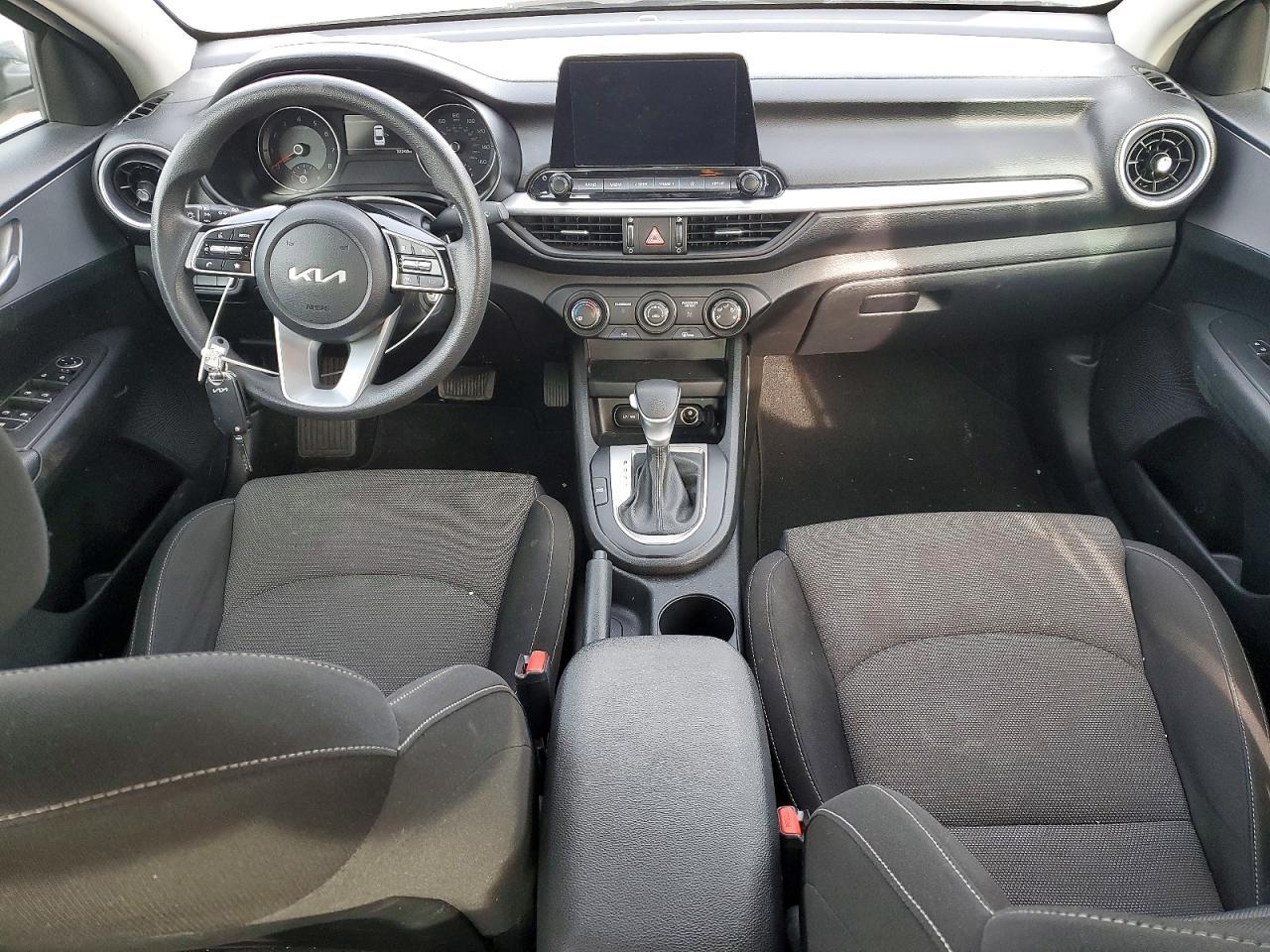 2023 KIA FORTE