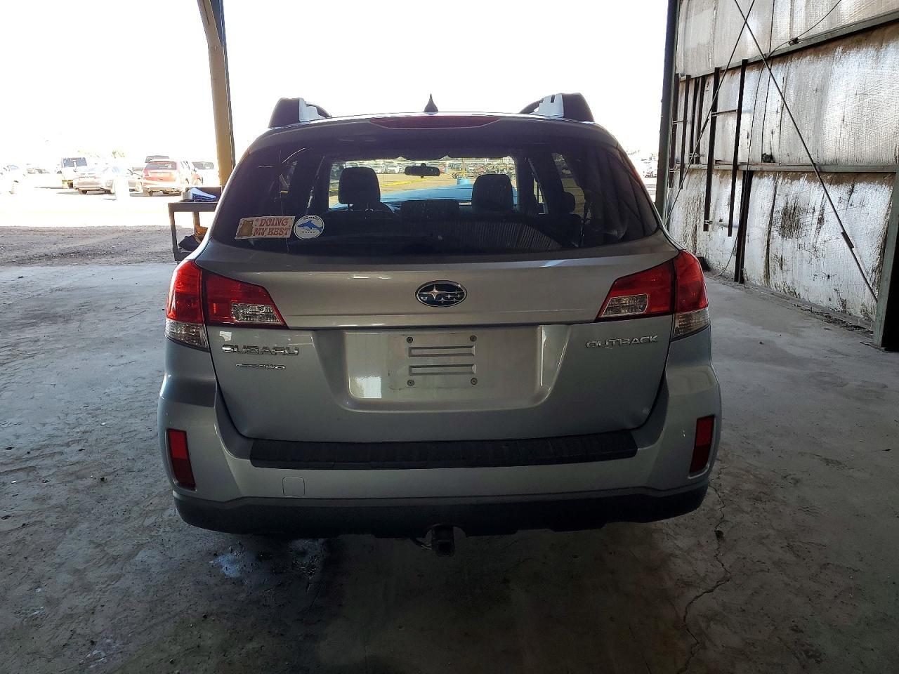 2014 SUBARU Outback