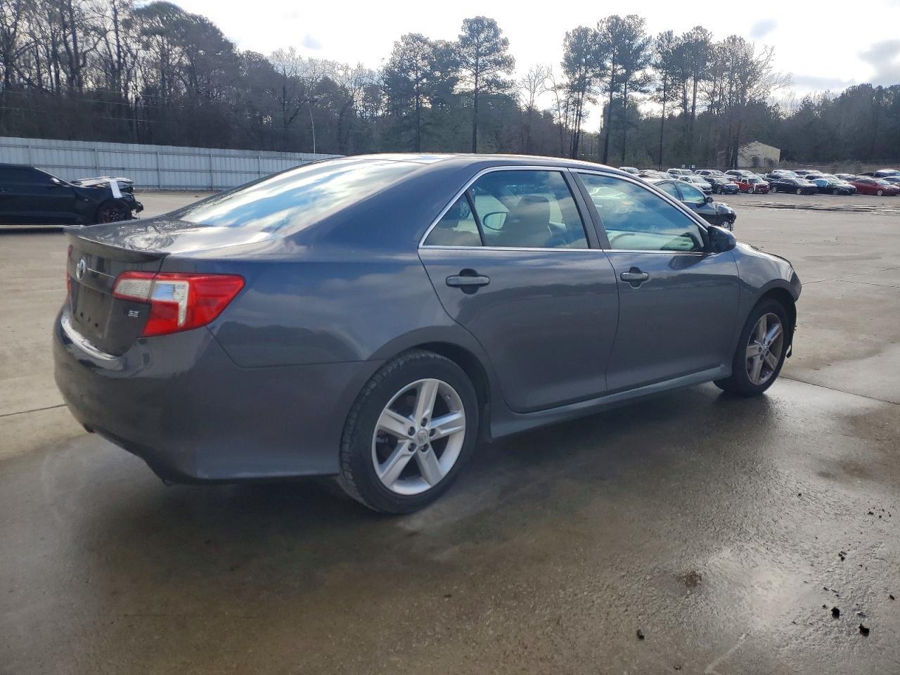 2012 TOYOTA CAMRY