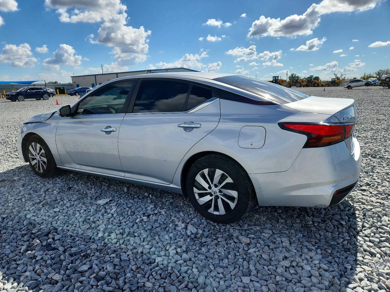 2022 NISSAN ALTIMA