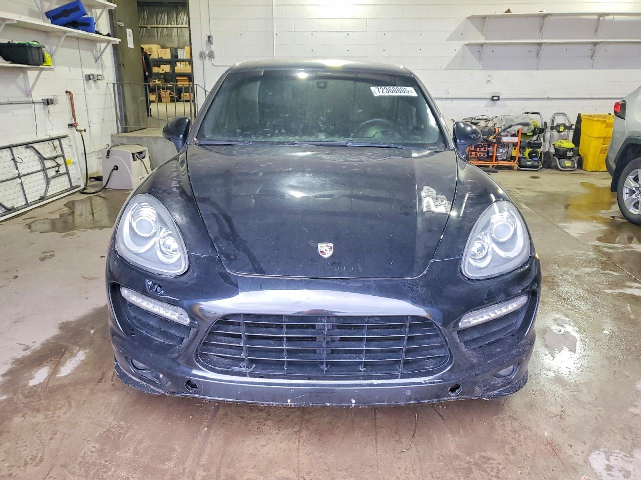 2013 PORSCHE CAYENNE