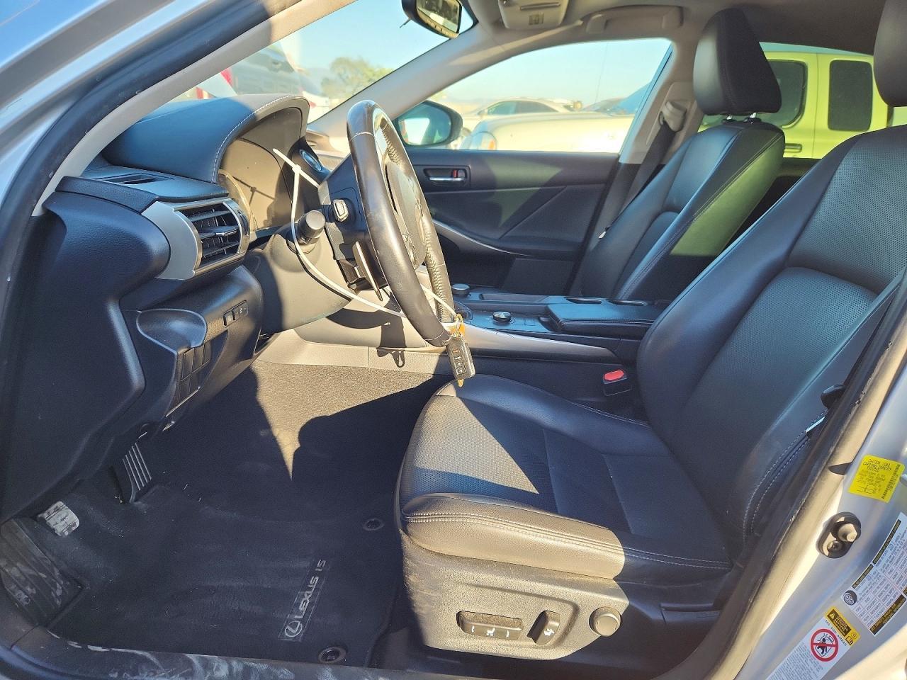2015 LEXUS IS 250