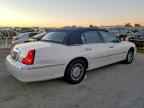 2000 LINCOLN Town Car