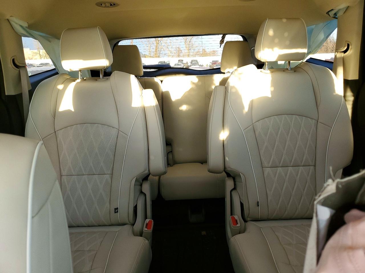 2024 BUICK ENCLAVE AVENIR
