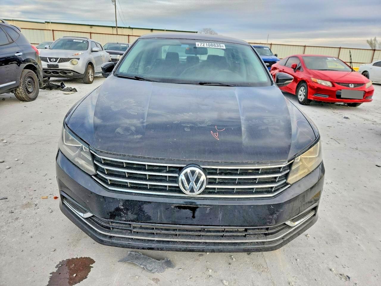 2016 VOLKSWAGEN Passat