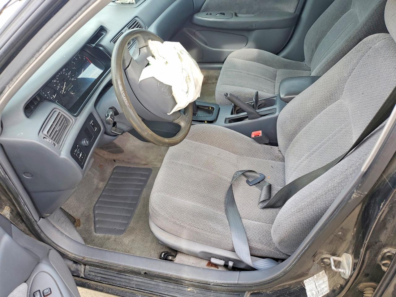 2000 TOYOTA CAMRY