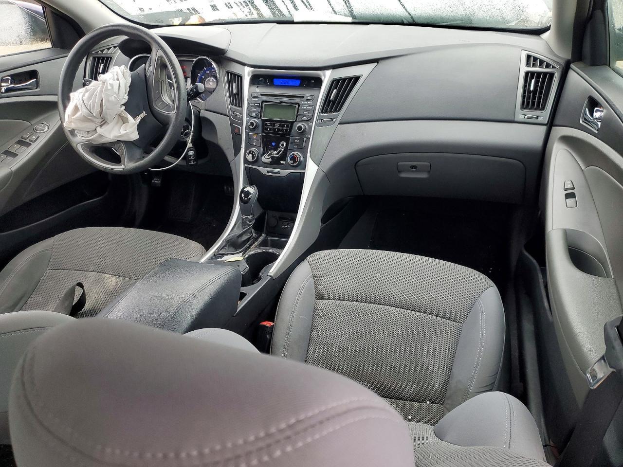 2013 HYUNDAI SONATA