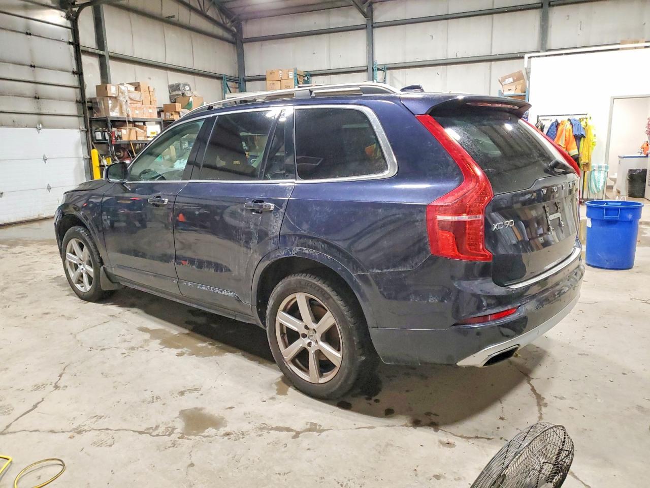 2017 VOLVO XC90