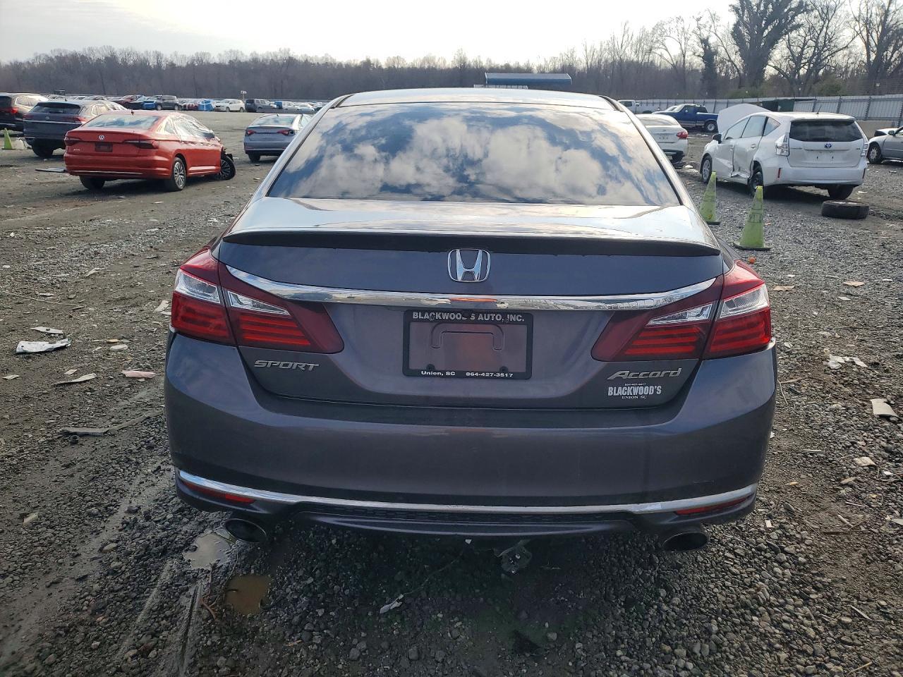 2017 HONDA ACCORD