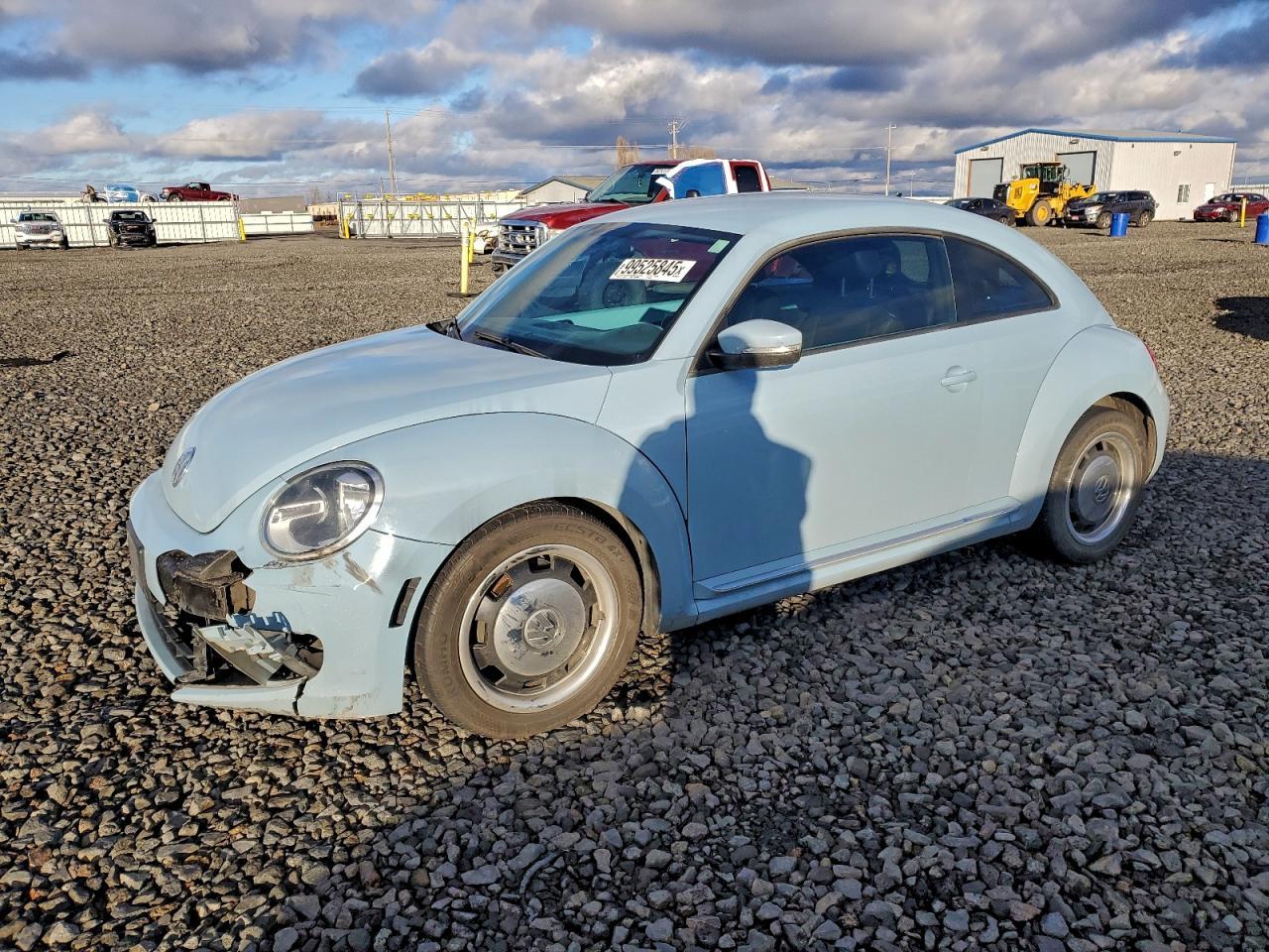 2012 VOLKSWAGEN Beetle