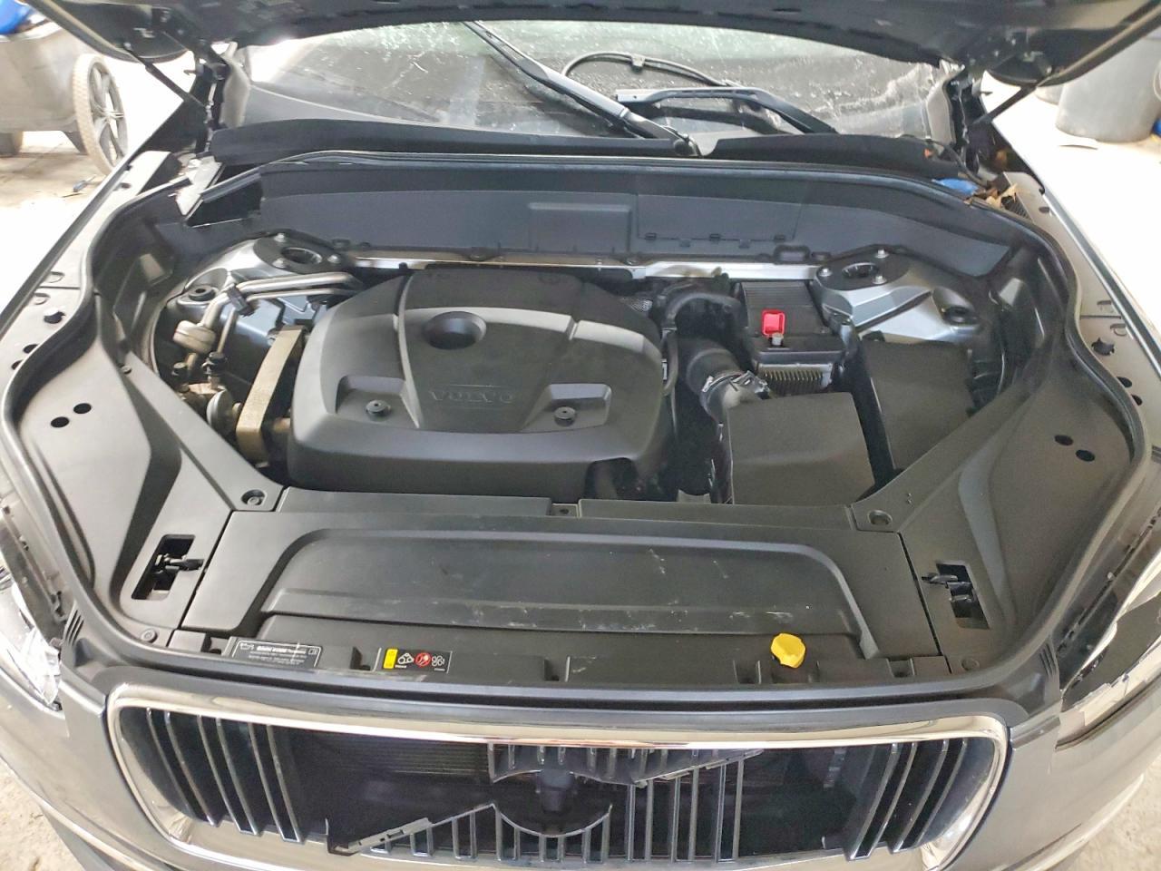 2016 VOLVO XC90