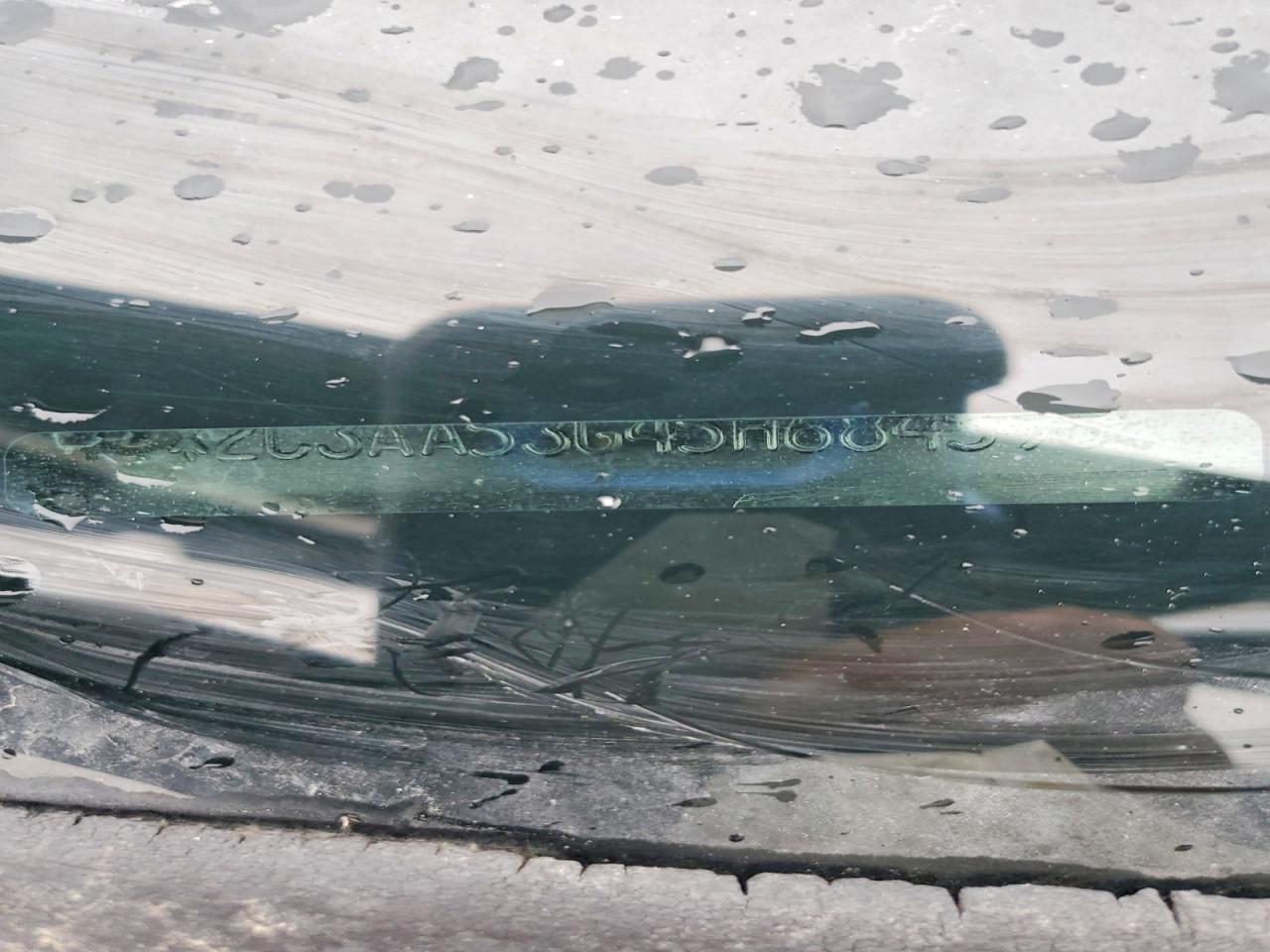 2005 CHRYSLER 300