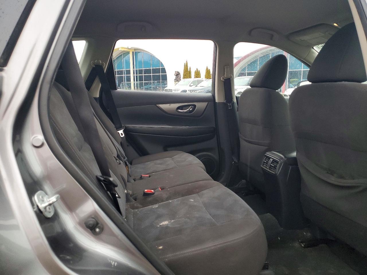 2016 NISSAN ROGUE
