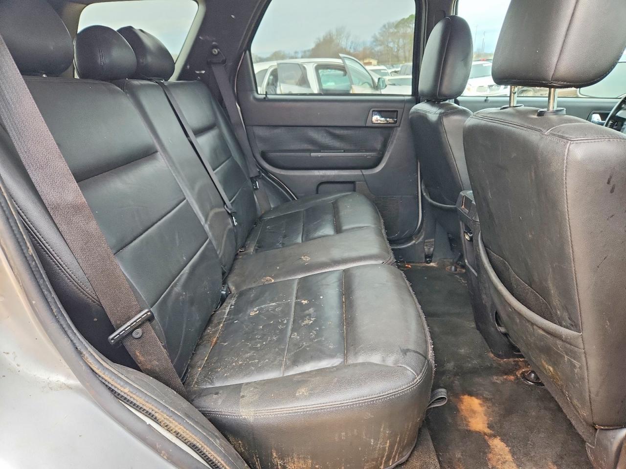 2009 FORD ESCAPE
