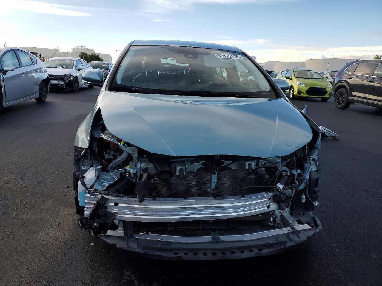 2017 TOYOTA PRIUS