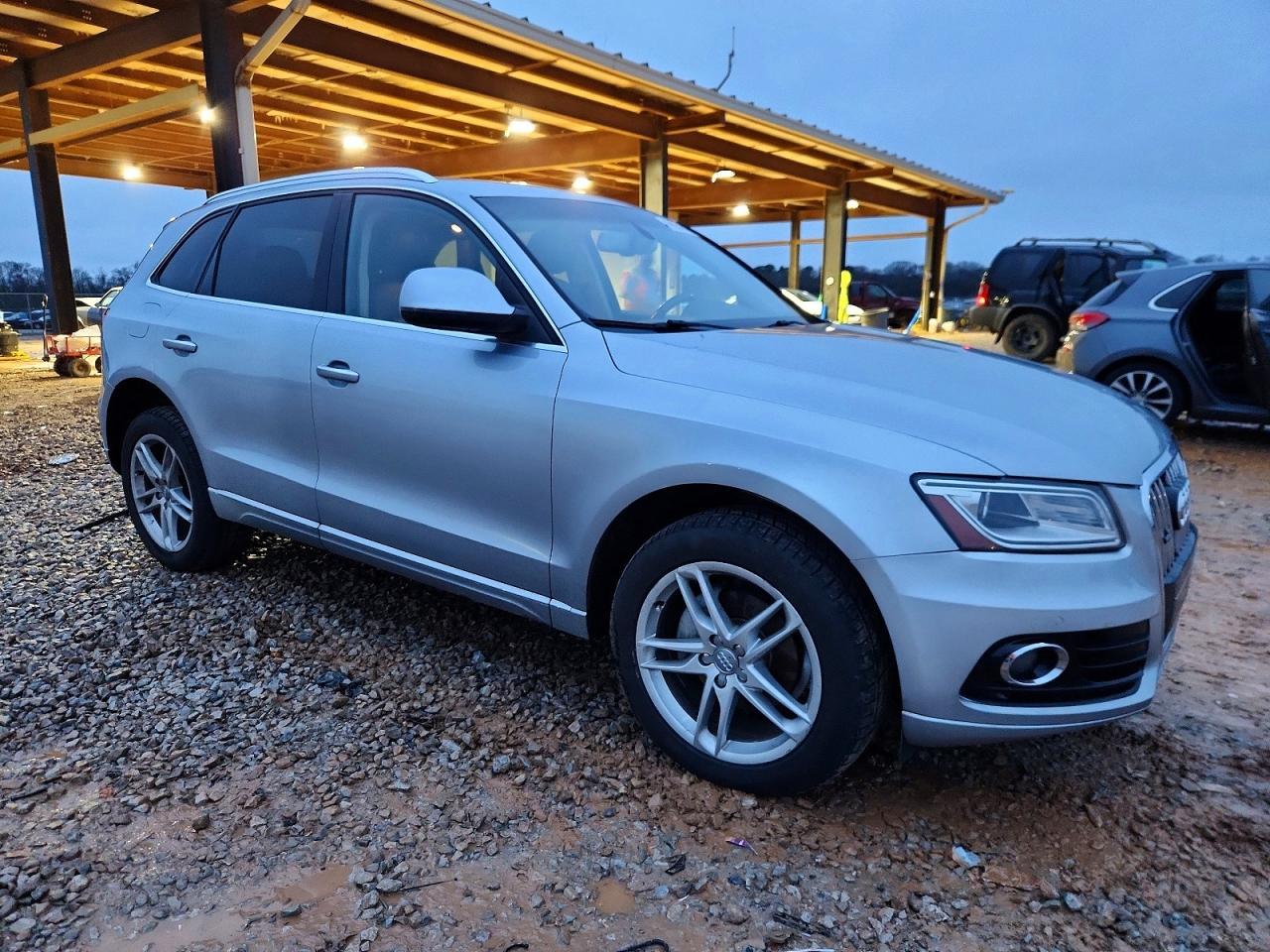 2015 AUDI Q5