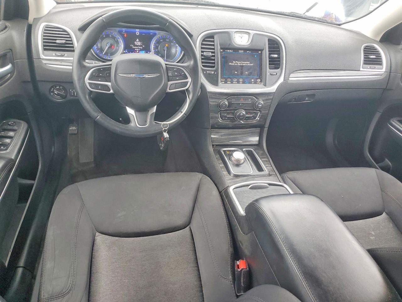 2018 CHRYSLER 300