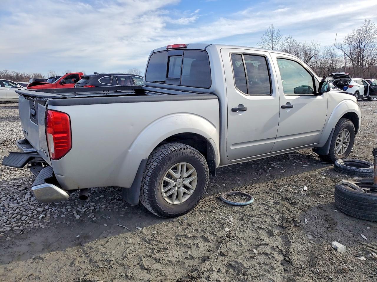 2016 NISSAN Frontier