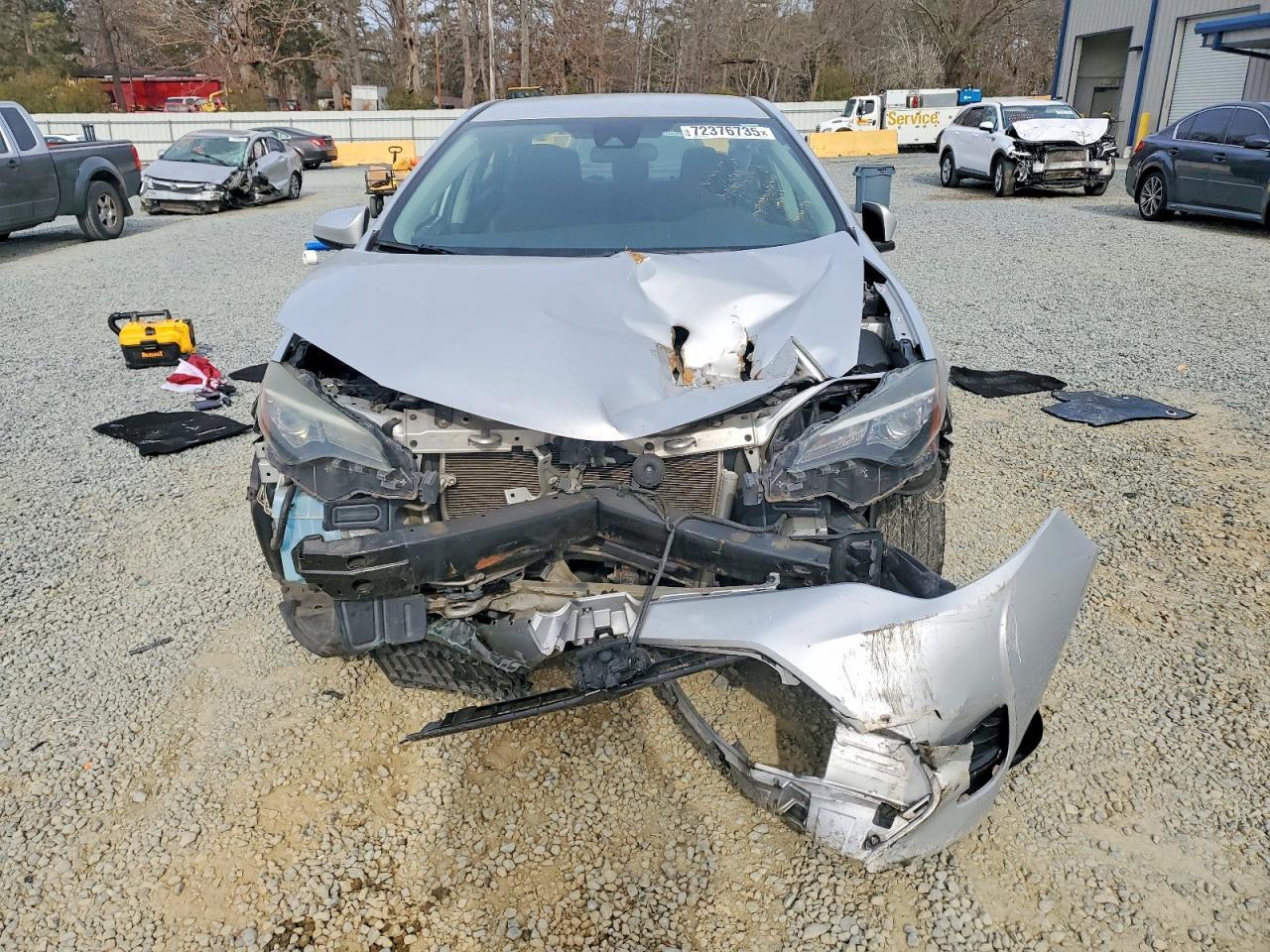 2017 TOYOTA COROLLA