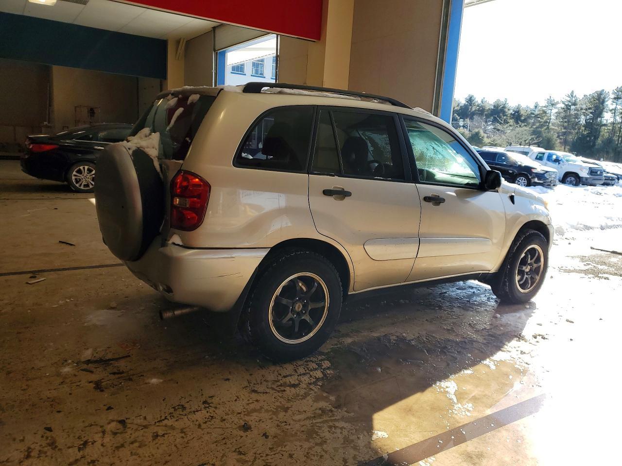 2005 TOYOTA RAV4