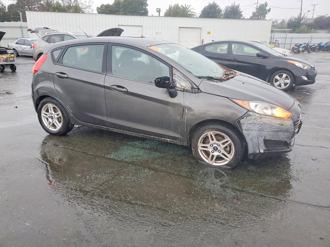 2018 FORD Fiesta