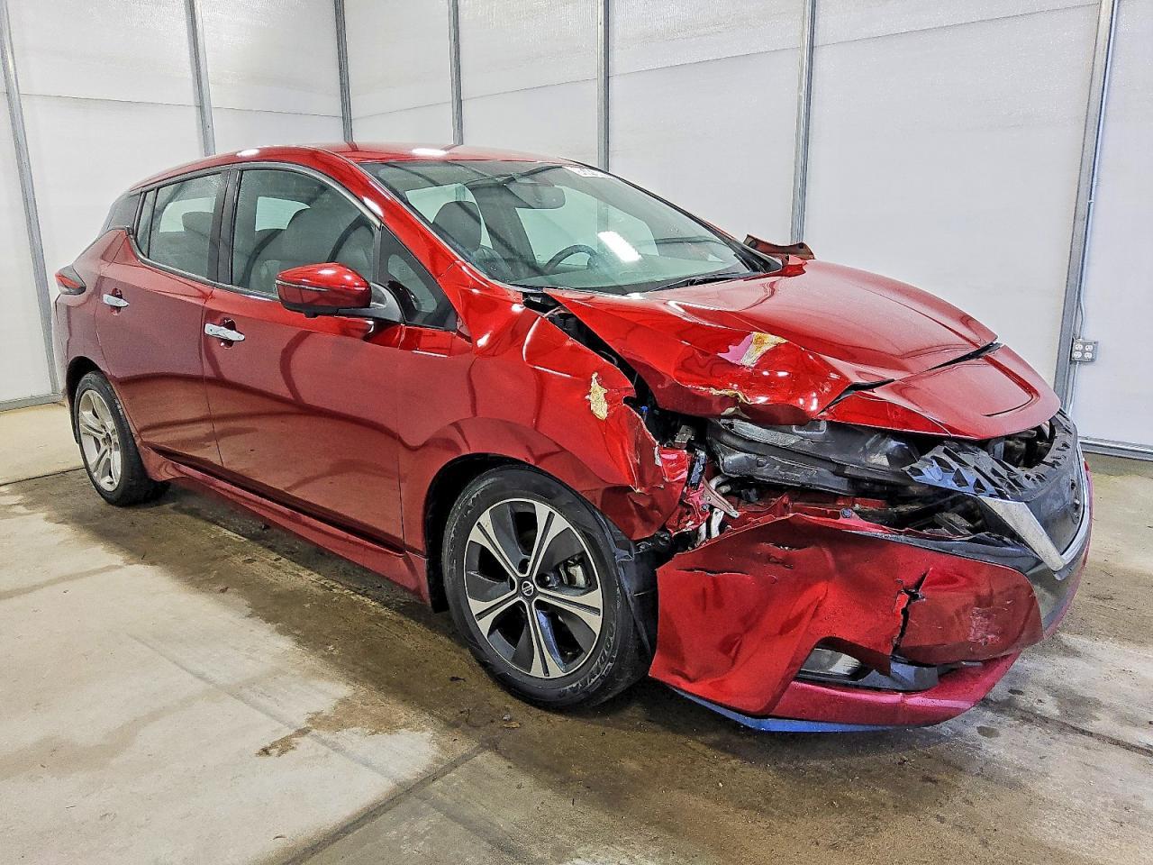 2020 NISSAN LEAF