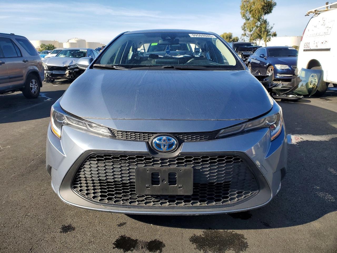 2022 TOYOTA COROLLA