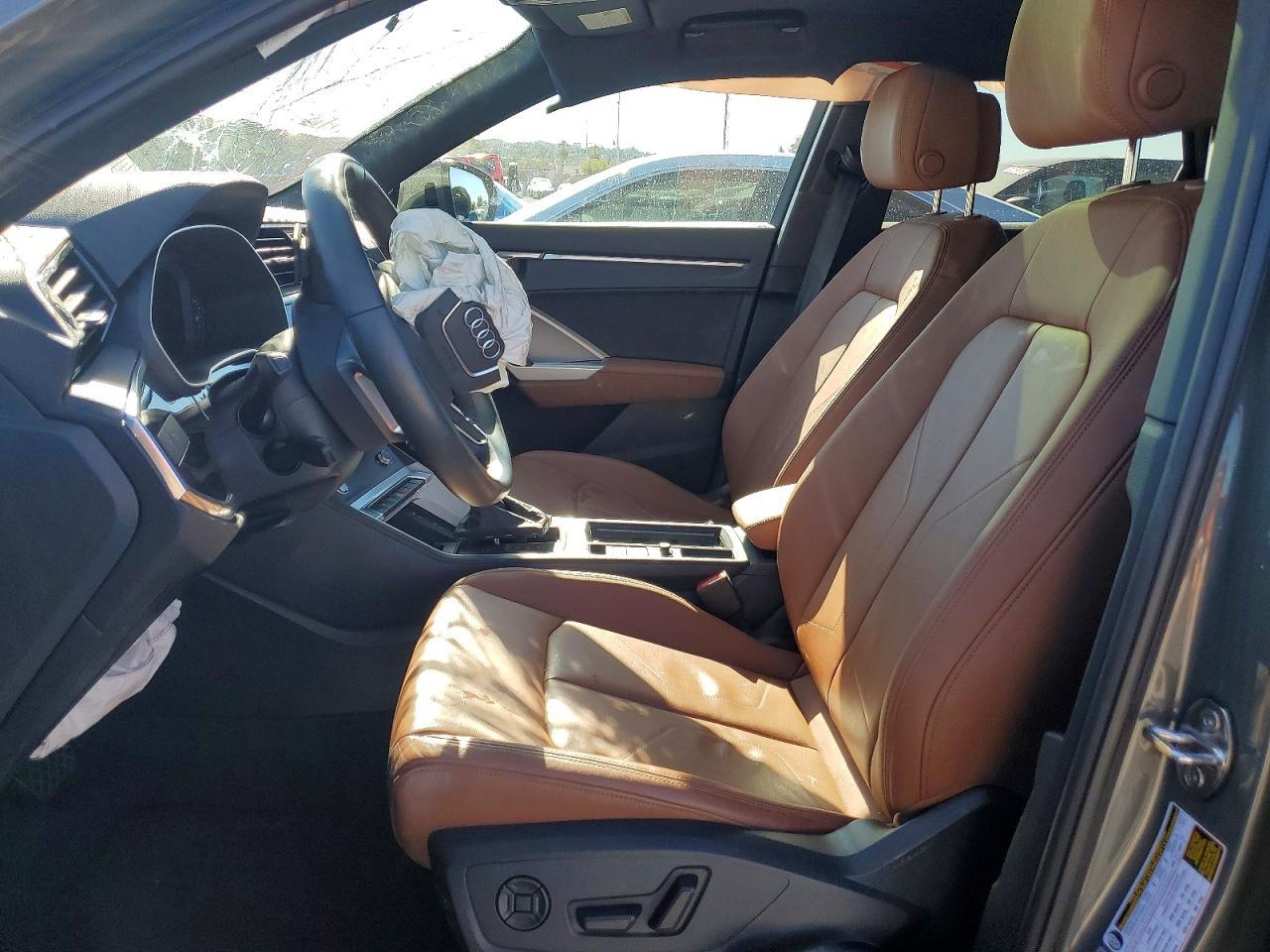 2024 AUDI Q3