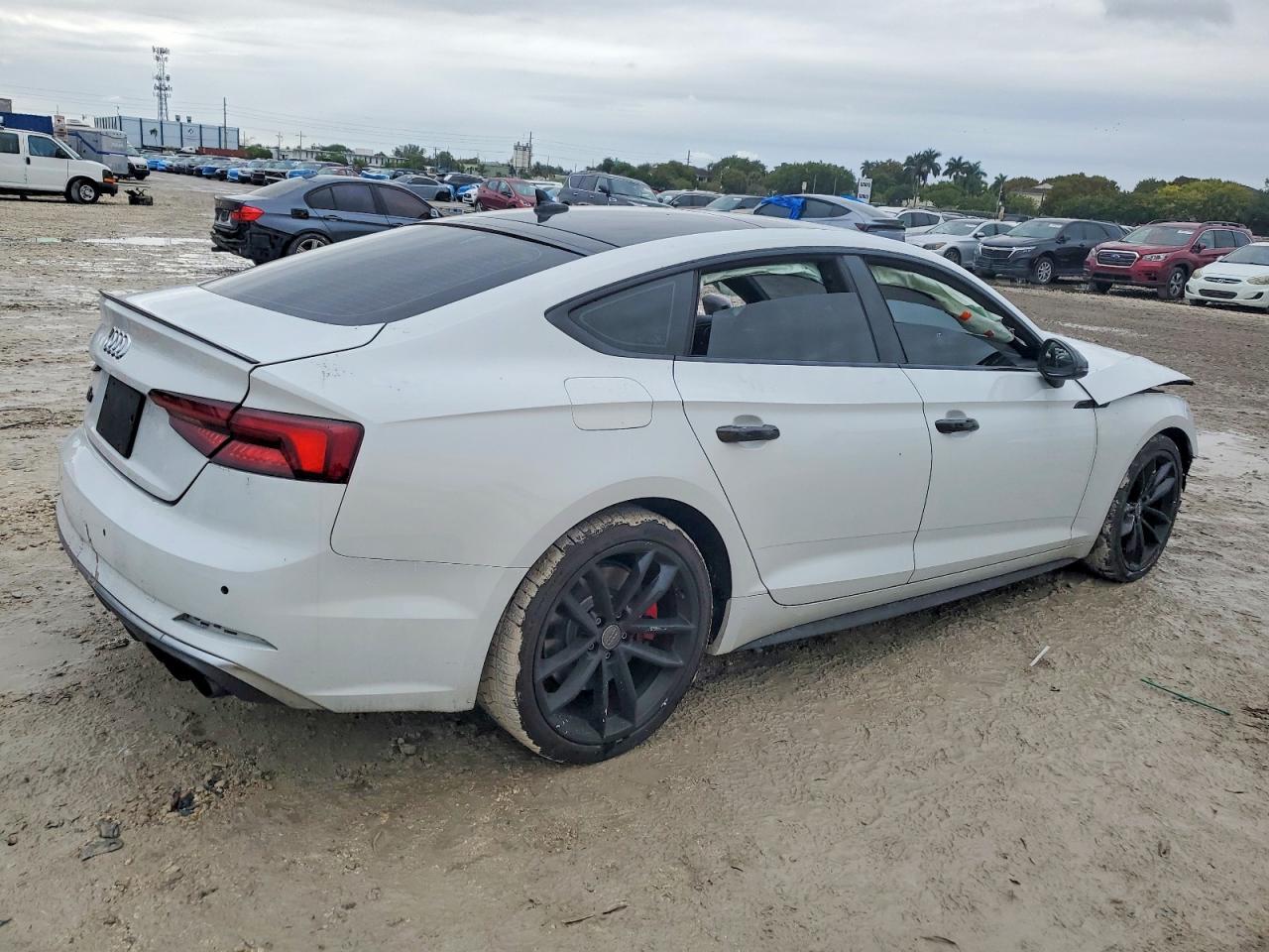 2018 AUDI S5