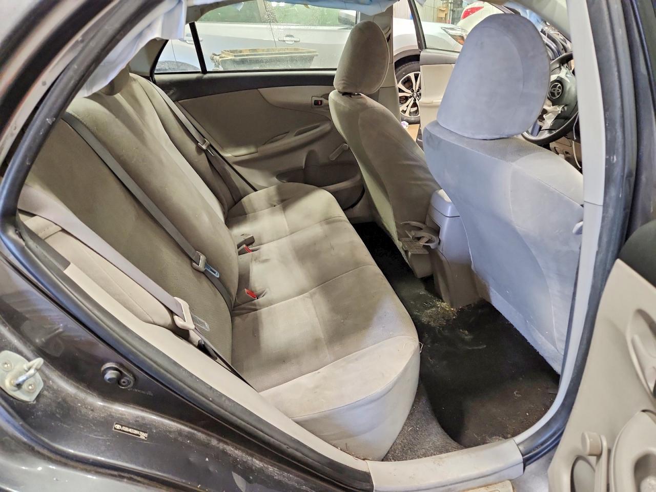 2011 TOYOTA COROLLA
