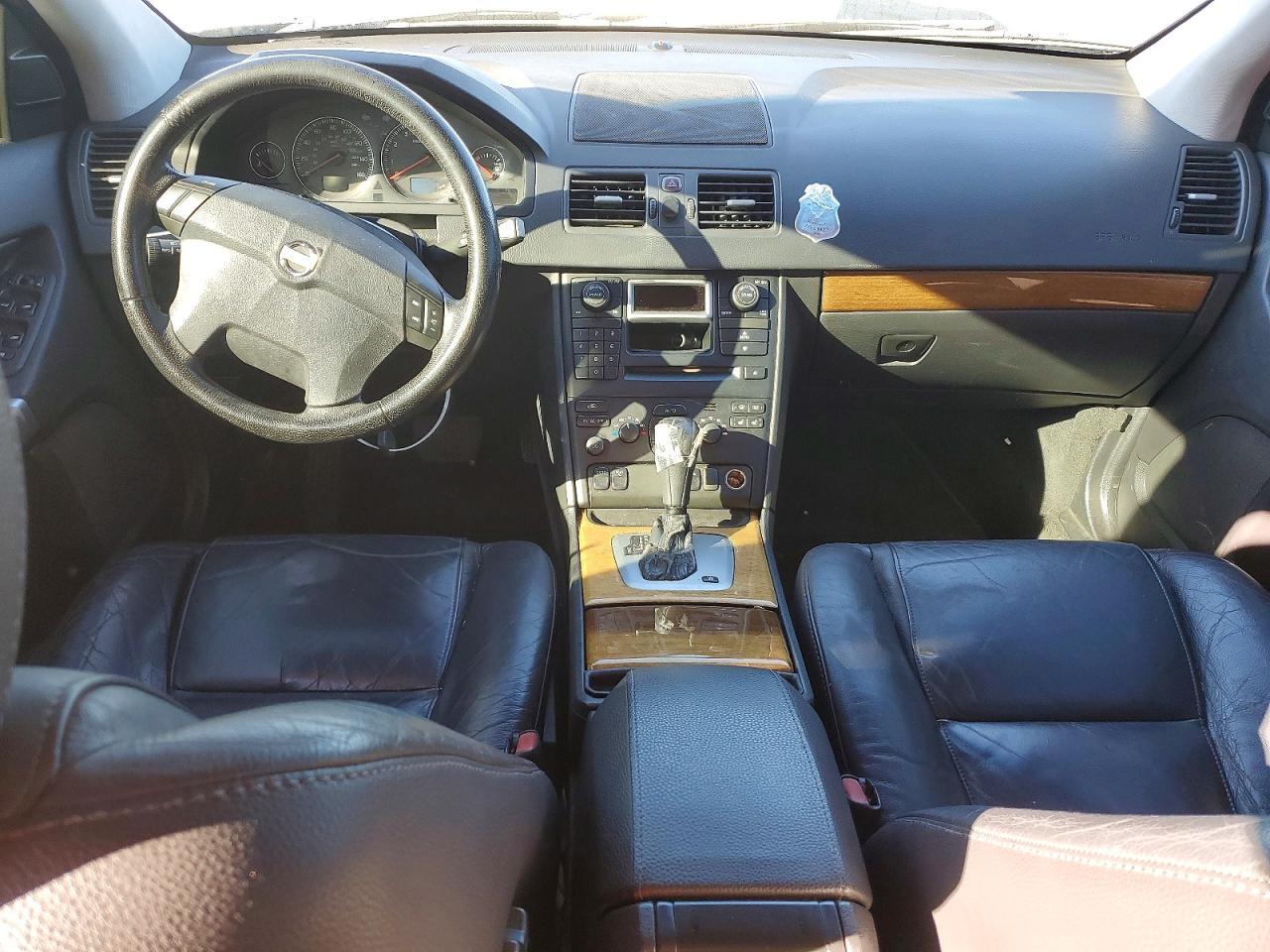 2005 VOLVO XC90