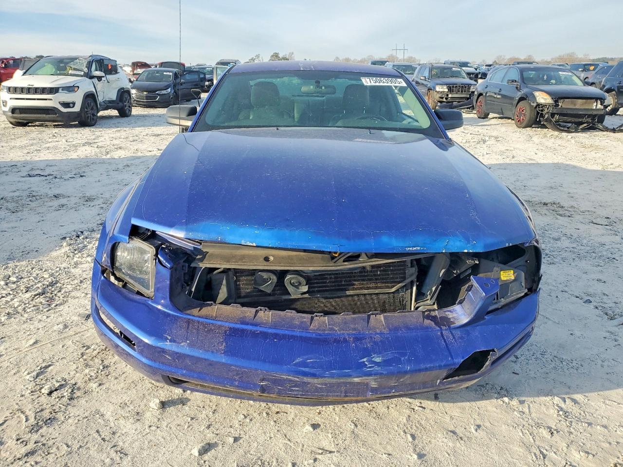 2005 FORD MUSTANG