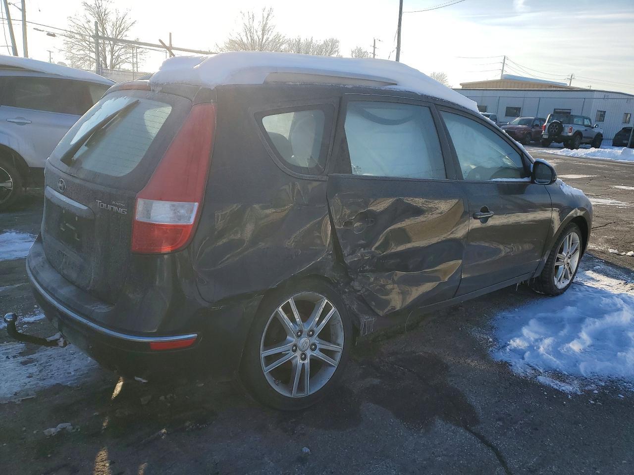2012 HYUNDAI ELANTRA