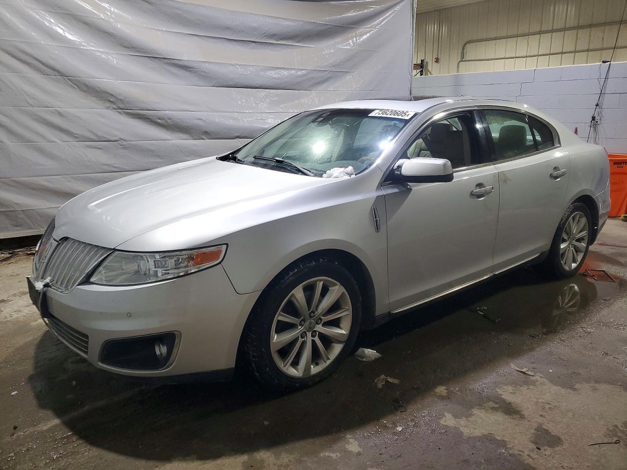 2010 LINCOLN MKS