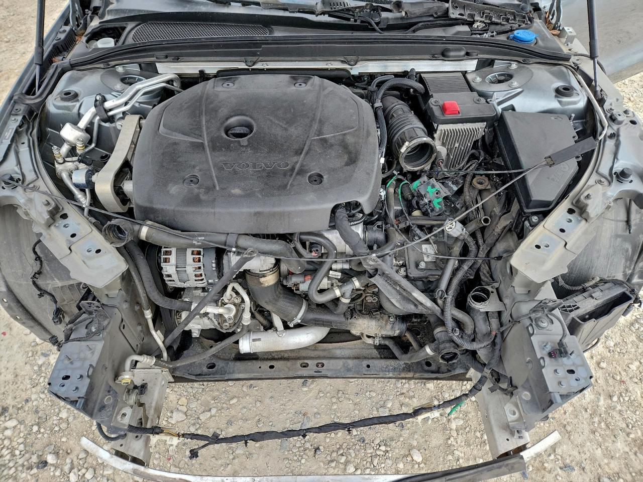 2019 VOLVO S60
