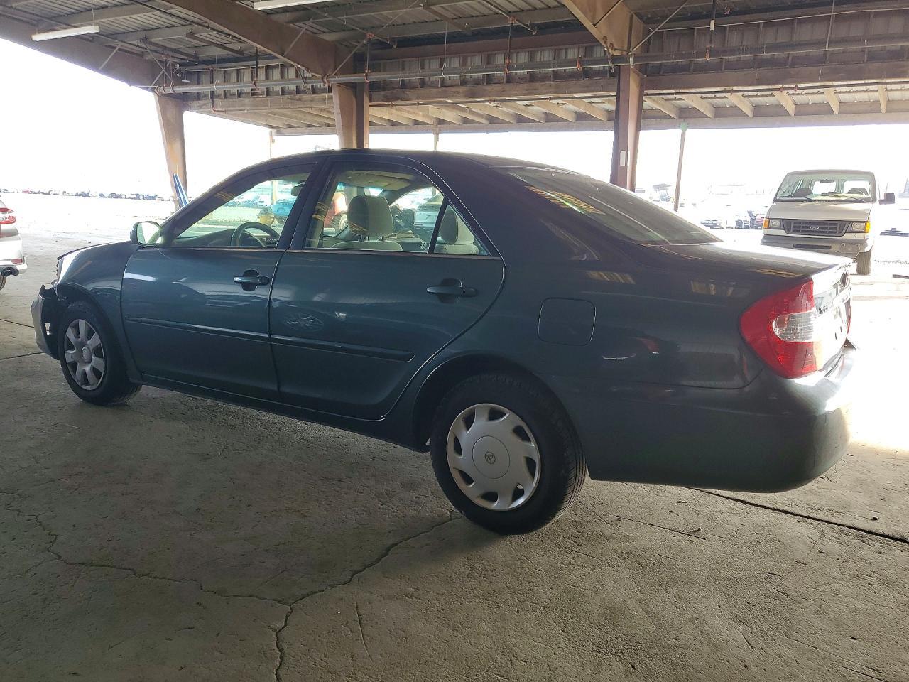 2002 TOYOTA CAMRY