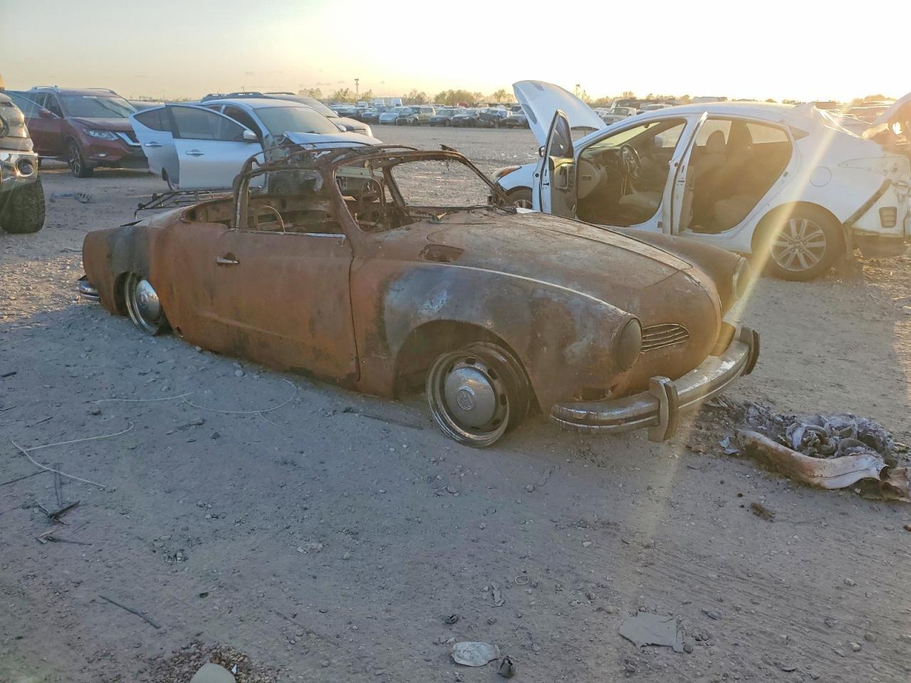 1973 VOLKSWAGEN Karmann