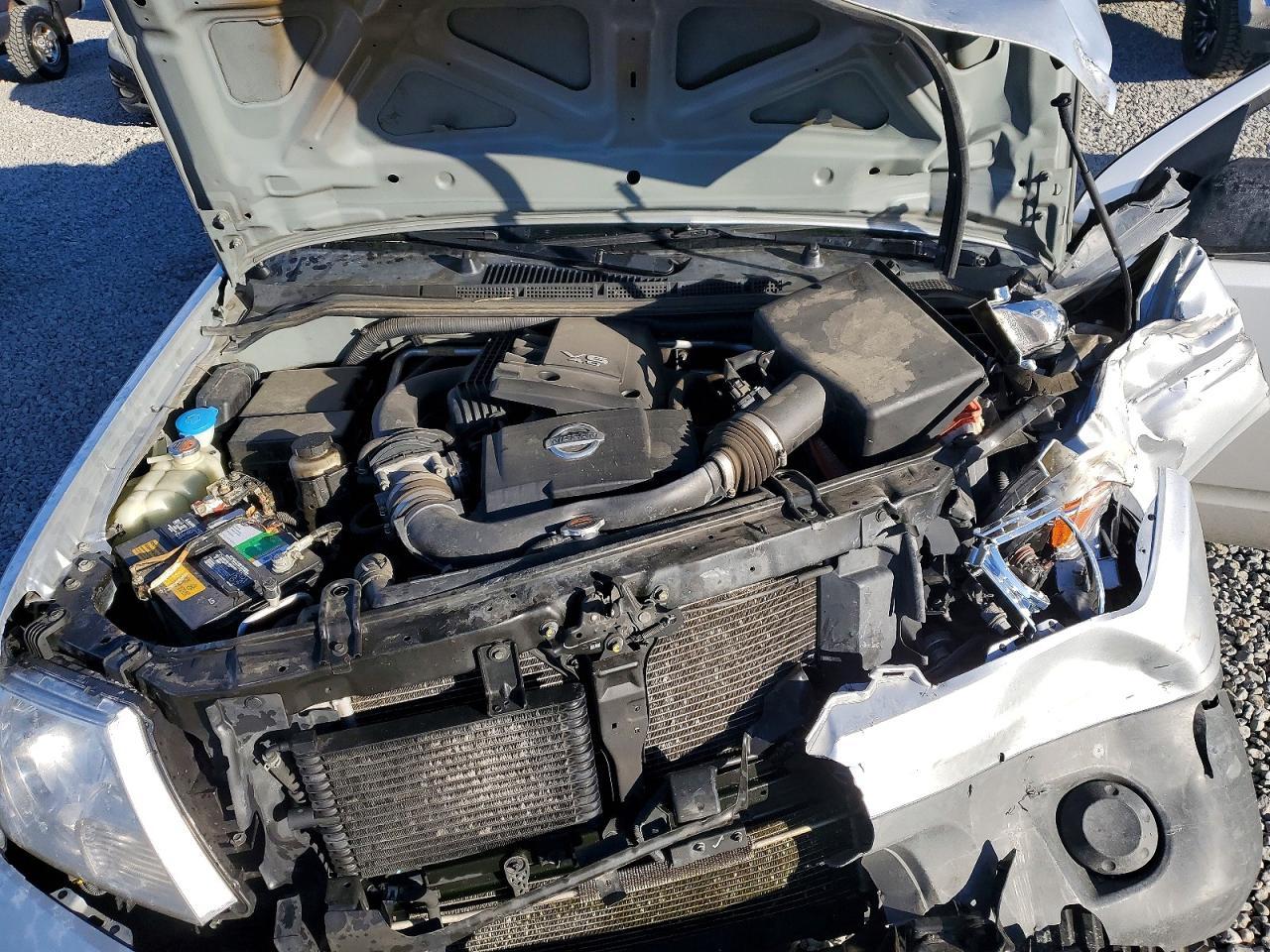 2014 NISSAN Frontier