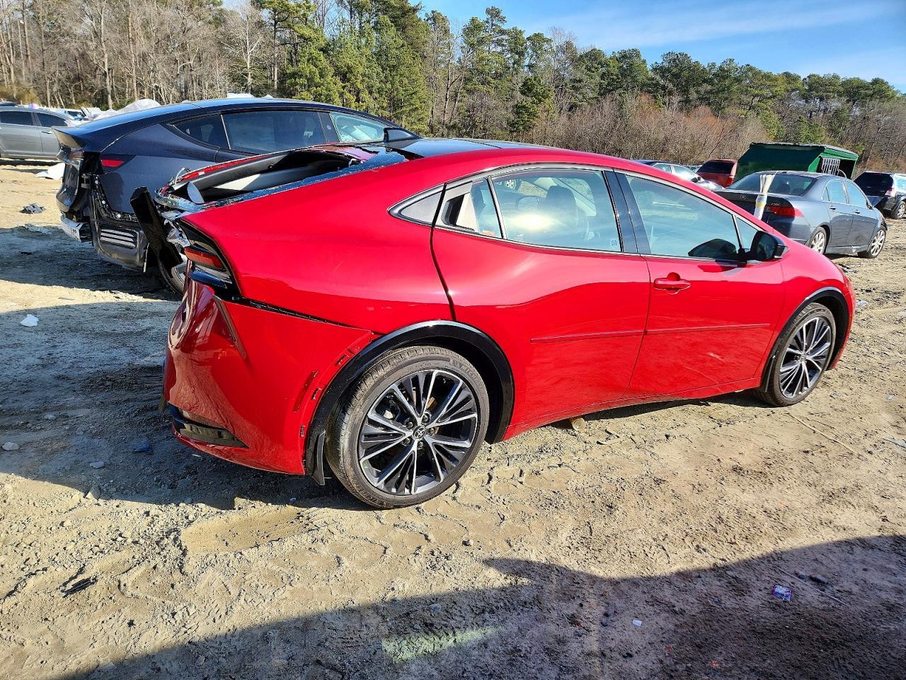 2024 TOYOTA PRIUS