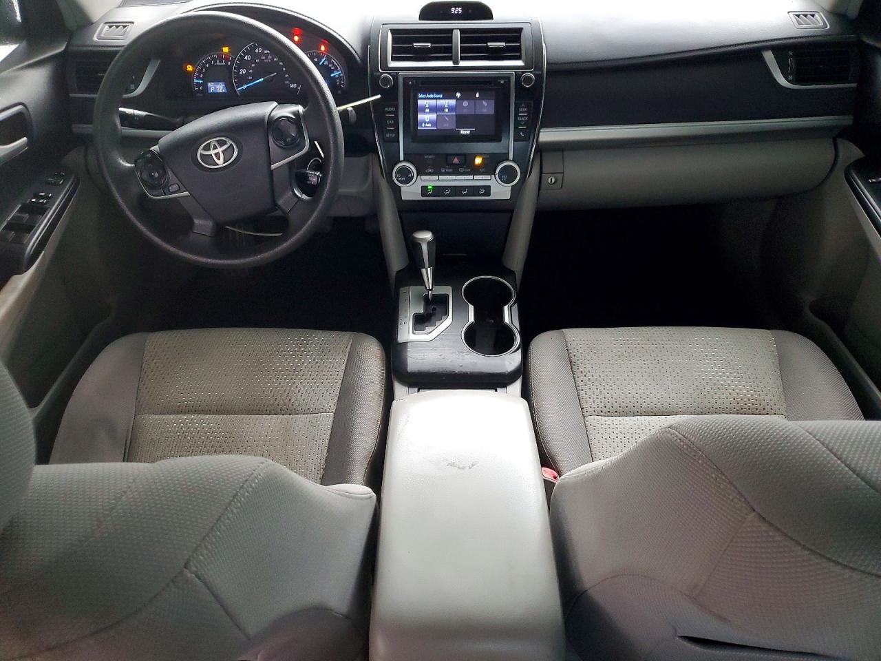 2014 TOYOTA CAMRY