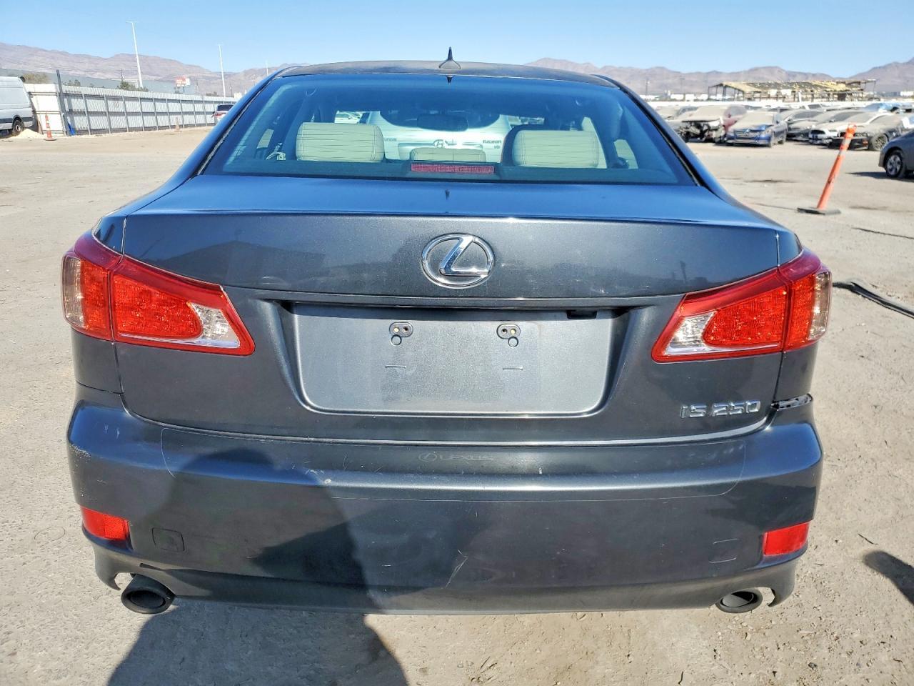 2011 LEXUS IS 250