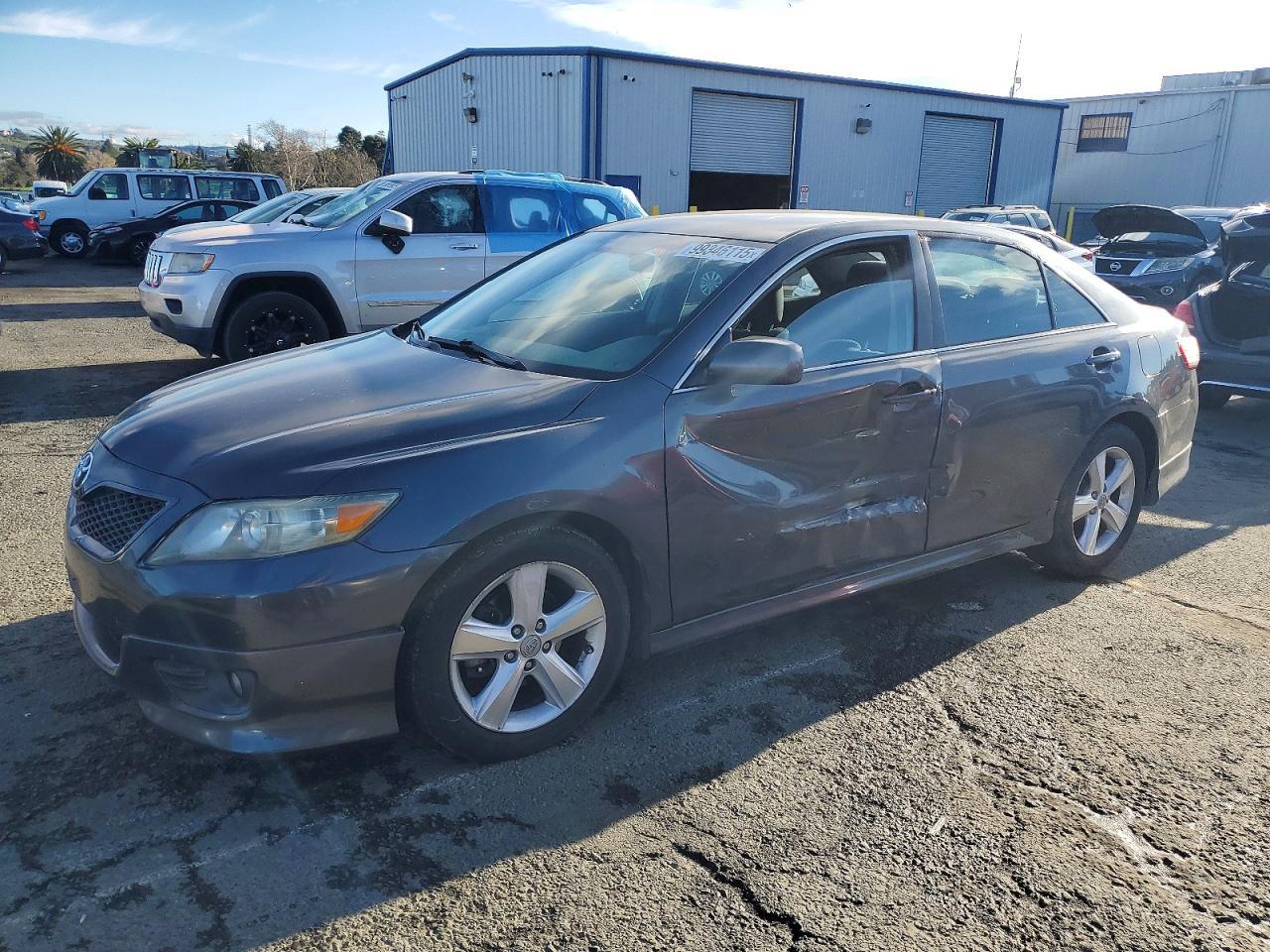 2010 TOYOTA CAMRY