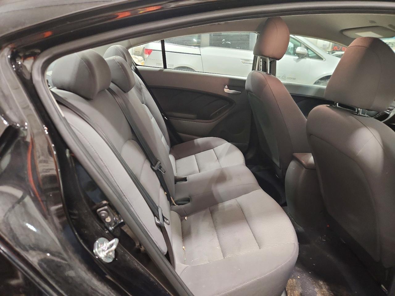 2017 KIA FORTE