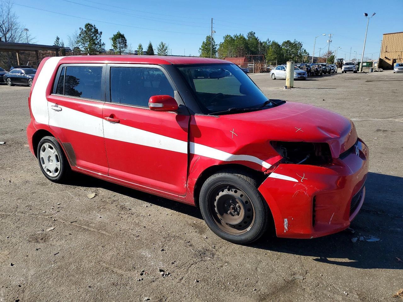 2014 TOYOTA SCION