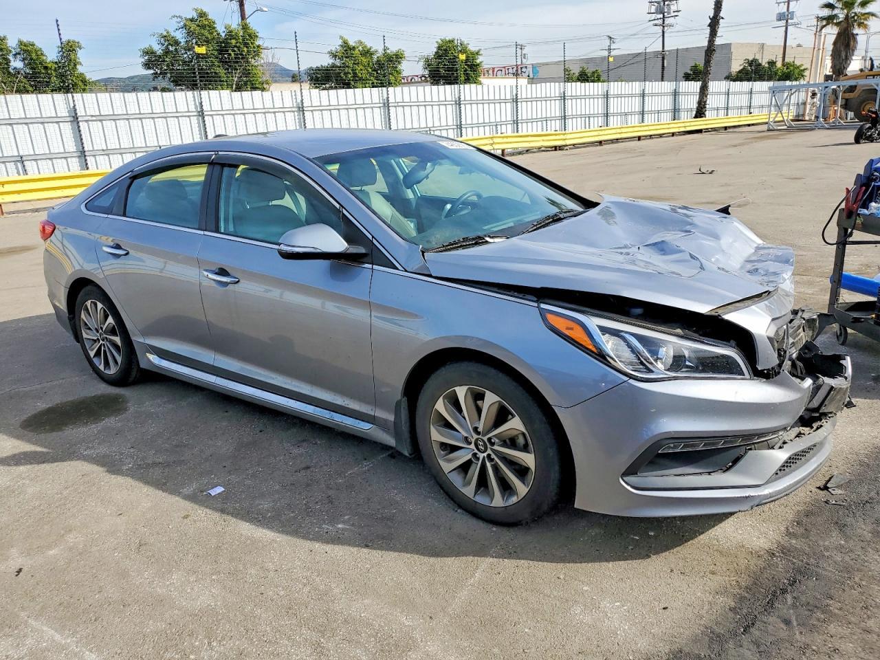 2016 HYUNDAI SONATA