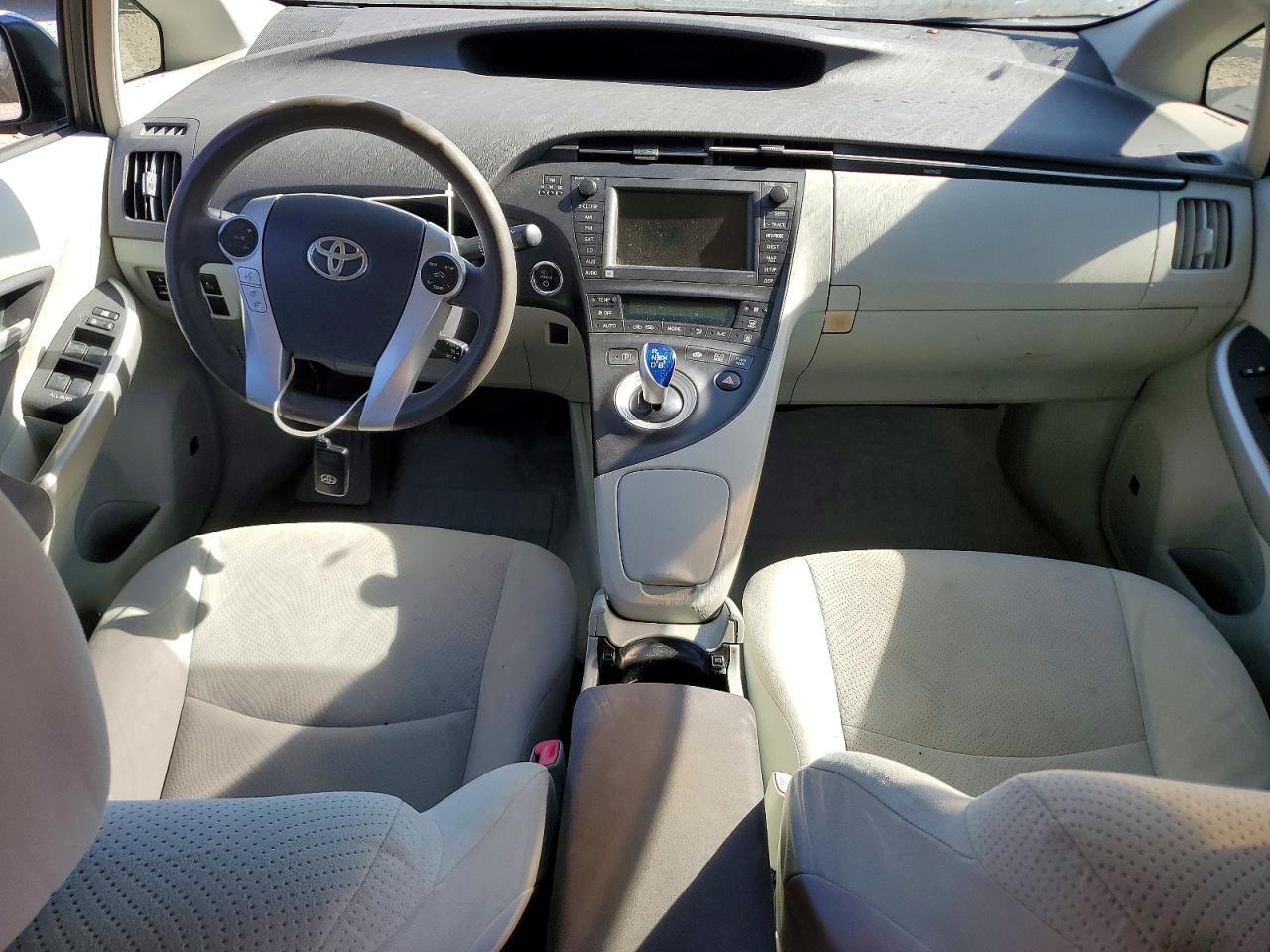 2010 TOYOTA PRIUS
