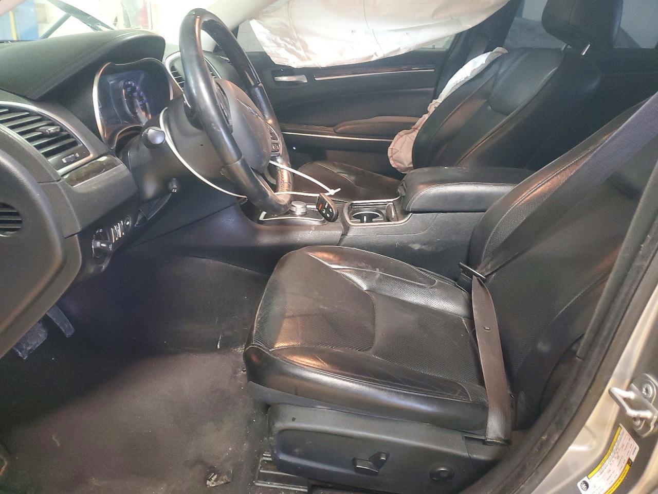 2018 CHRYSLER 300