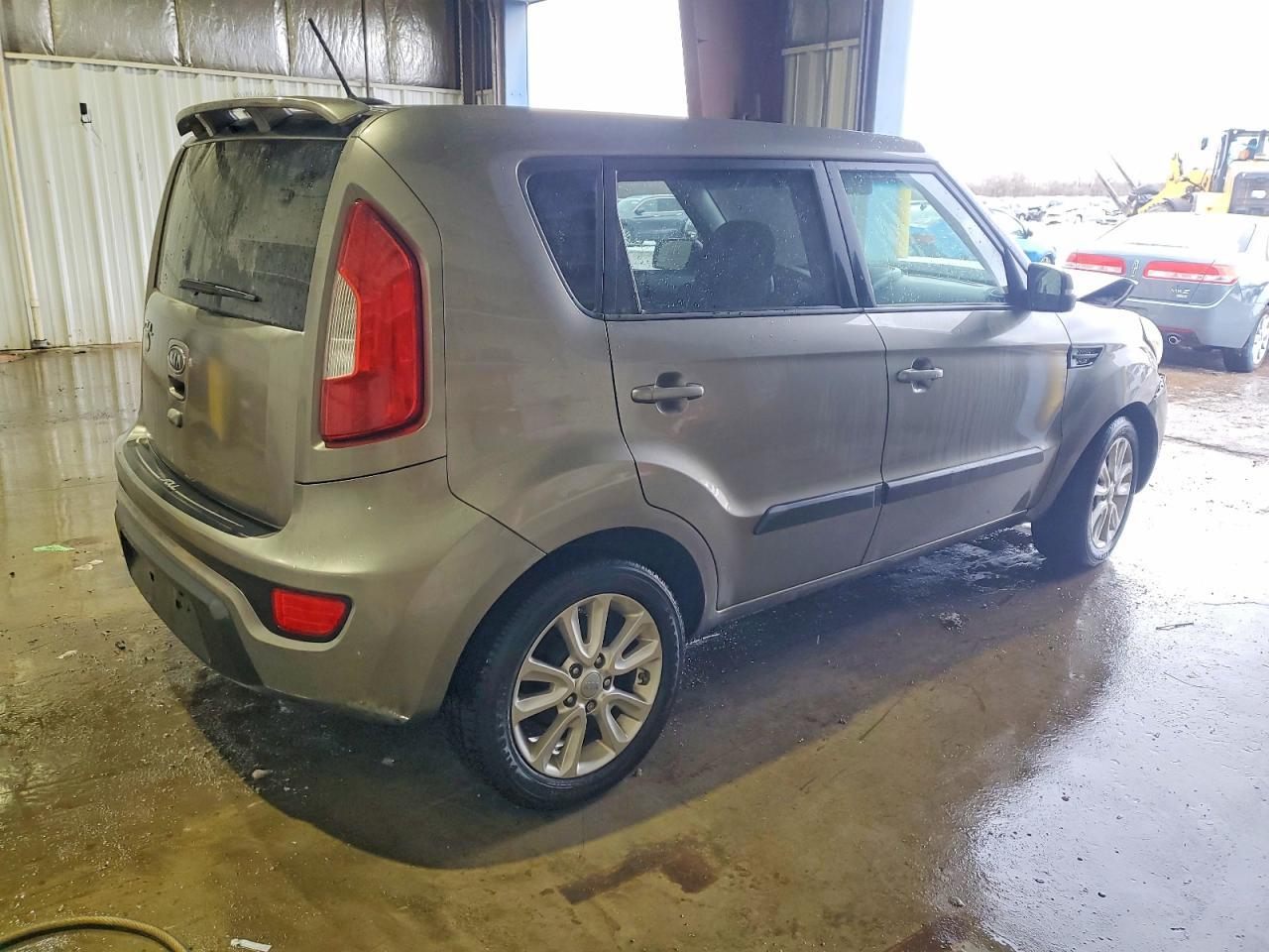 2012 KIA SOUL