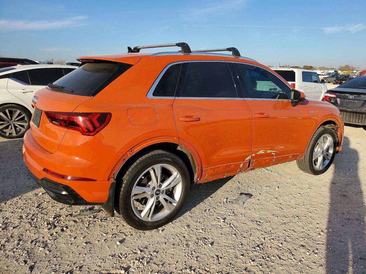 2022 AUDI Q3
