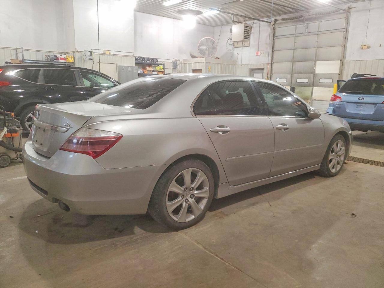 2009 ACURA RL